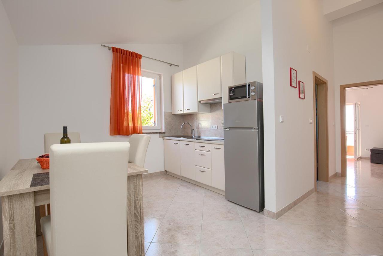 Apartments Orange מדולין מראה חיצוני תמונה