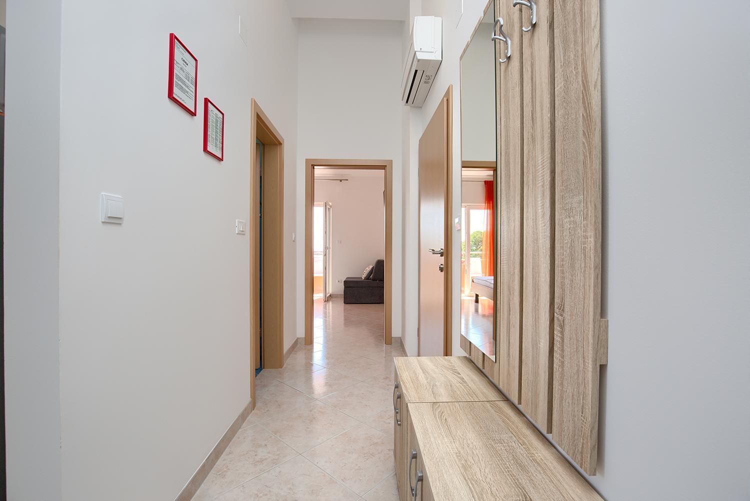 Apartments Orange מדולין מראה חיצוני תמונה