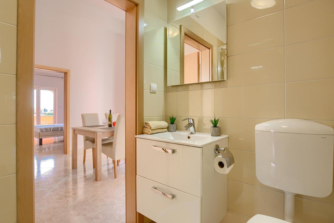 Apartments Orange מדולין מראה חיצוני תמונה