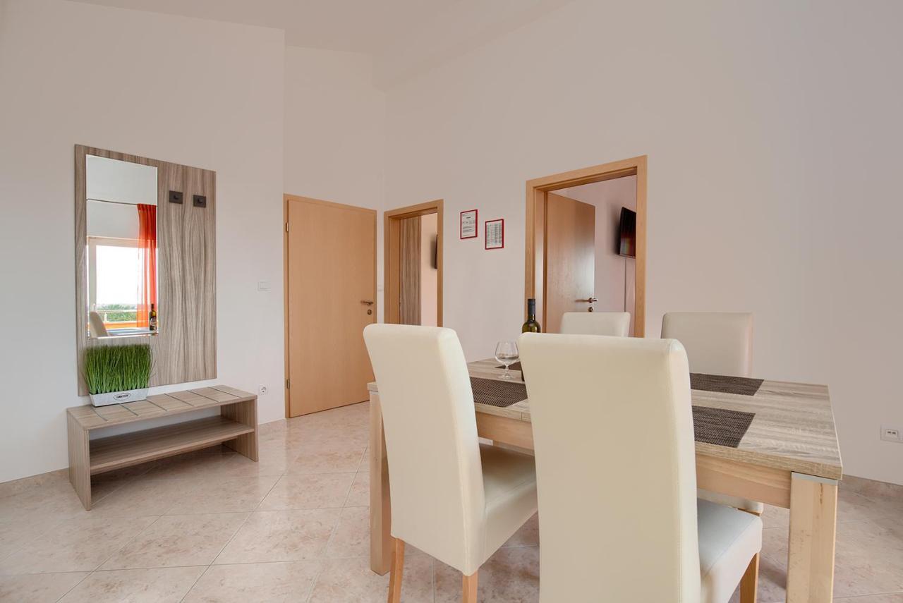 Apartments Orange מדולין מראה חיצוני תמונה